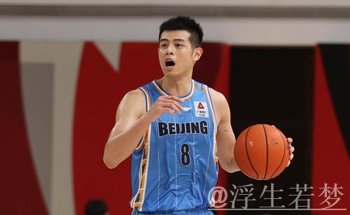 方硕:珍惜职业生涯尾声,18个赛季转瞬即逝 方硕:珍惜职业生涯尾声,18个赛季转瞬即逝